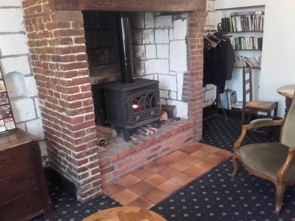 Auberge Du Gros Tilleul Argoules Buitenkant foto